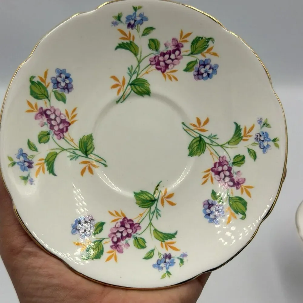 Vintage Regina Fine Bone China Floral Cup & Saucer Gold Trim England Flaw
